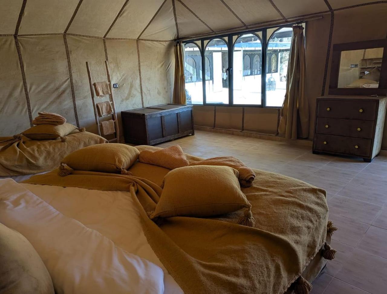 Hotel Unique Sahara Camp à Merzouga Extérieur photo