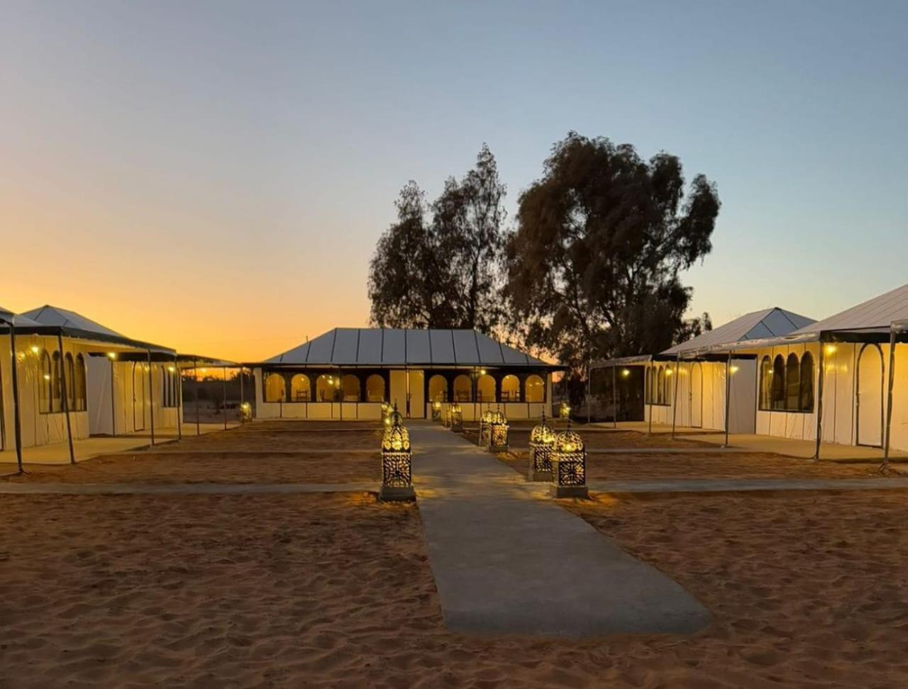 Hotel Unique Sahara Camp à Merzouga Extérieur photo